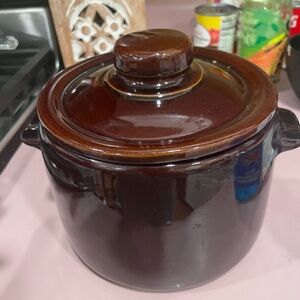 Vtg West Bend Stoneware Bean Pot, Brown Drip Glaze Crock with Lid, Farmhouse Kit